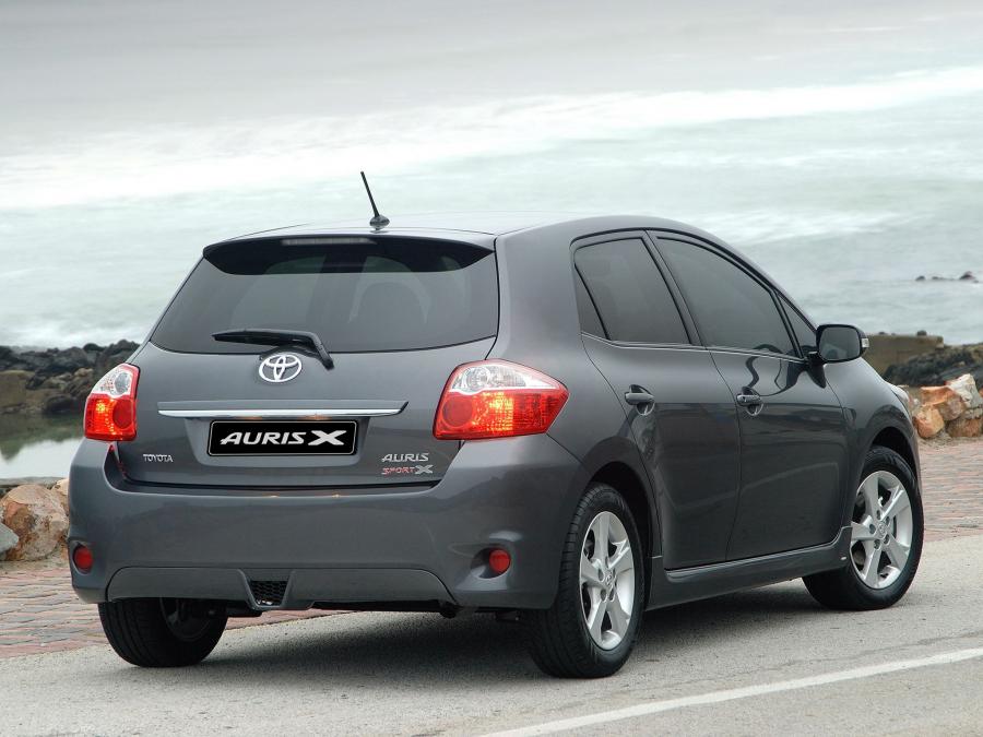  Toyota Auris Sport X 2010 года  (ZA) (фото 14 из 20)